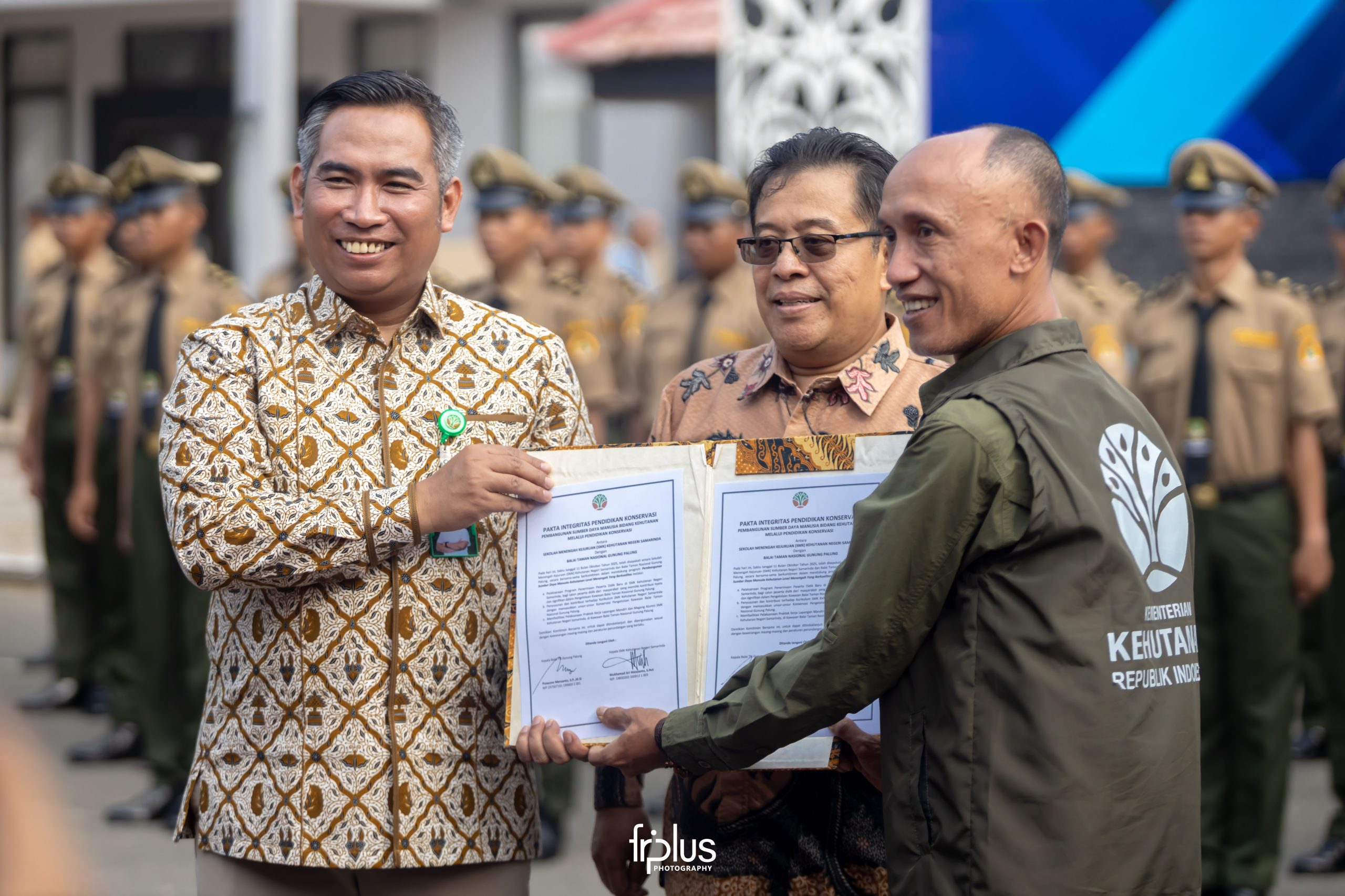 Pak Ari hidayanto, pak mamat rahmat dan kepala balai p2sdm wilayah v