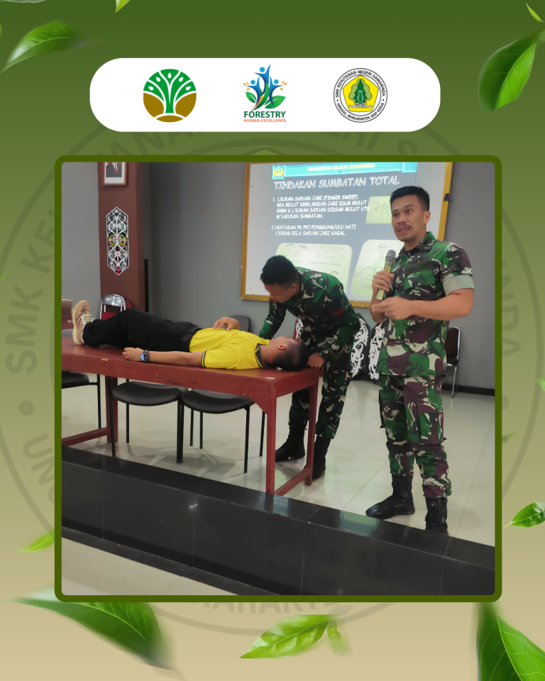 Kegiatan Bantuan Hidup Dasar (BHD) dari Denkesyah